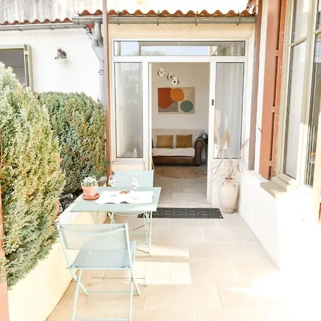 Ferienhaus Maison La Djoon,vue Cite, Centre Jardin Carcassonne